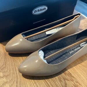 Dr. Scholl's Women's Patent Leather Almond Toe Memory Foam Cool Fit Flats Size 7